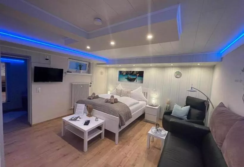 Moderne Ferienwohnung Zur Schlosshöhe