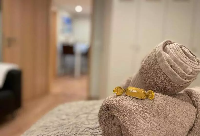 Moderne Ferienwohnung Zur Schlosshöhe