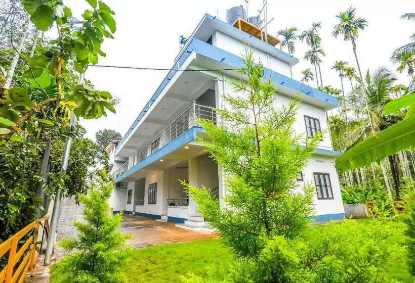 Vadakkan S Home