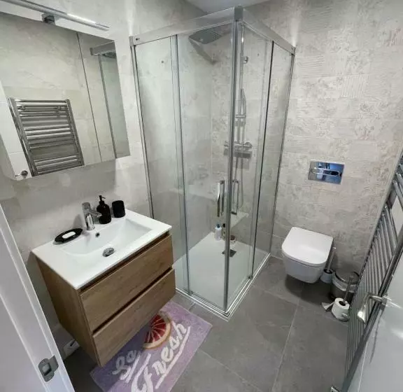 Apartamento Recién Reformado En Somo Junto Iglesia