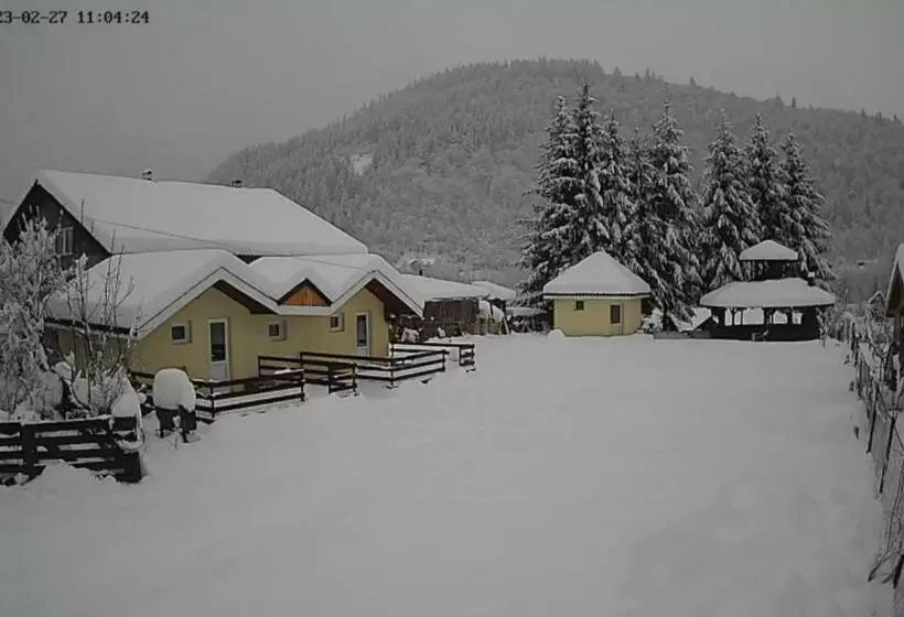 La Poalele Raraului!!!