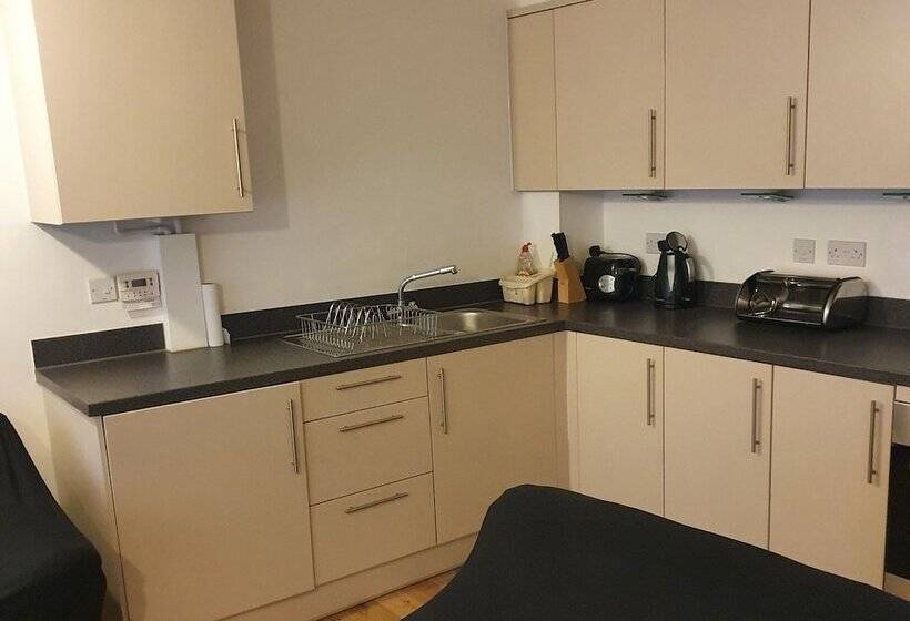 Beautiful Apartment In Dartford, Greater London
