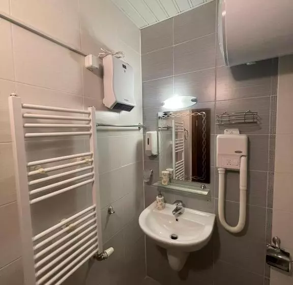 Belvedere Holiday Club