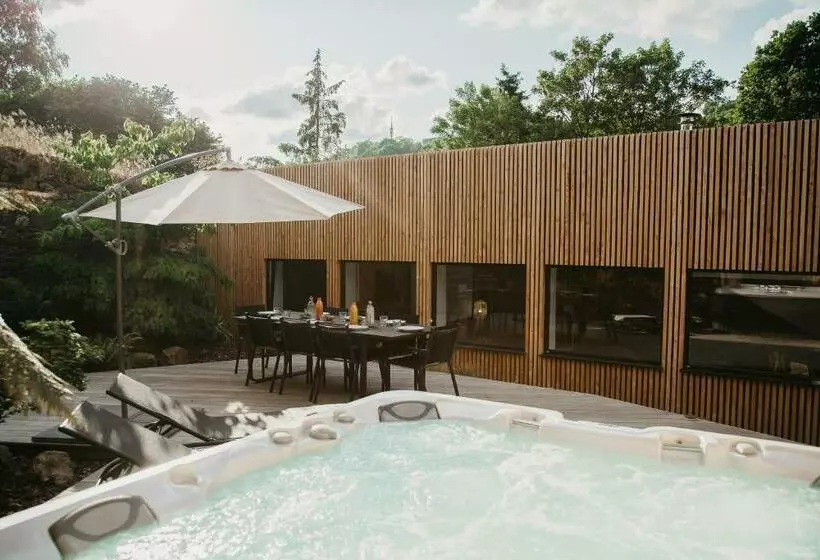 Grand Loft Avec Jacuzzi Et Home Cinema