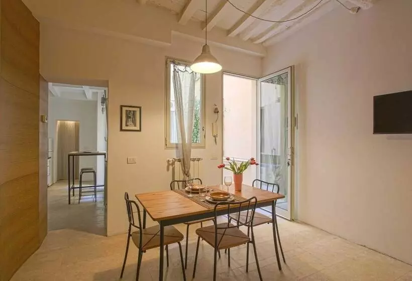 Santospirito Suite   Hosted By Sweetstay