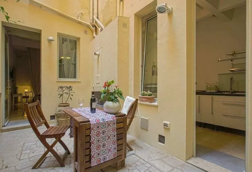 Santospirito Suite   Hosted By Sweetstay