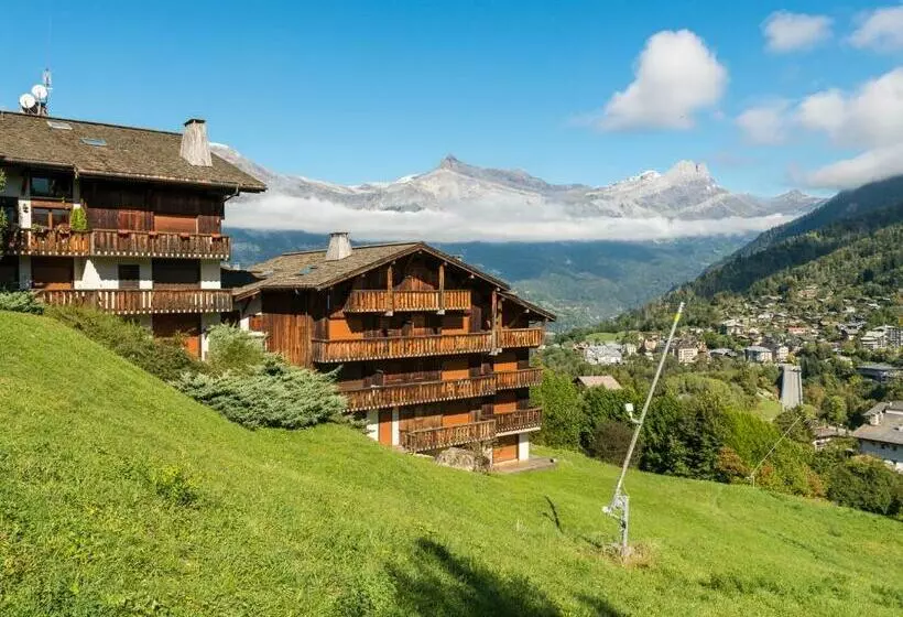 Ski In/ski Out & Pool: Great For Summer And Winter