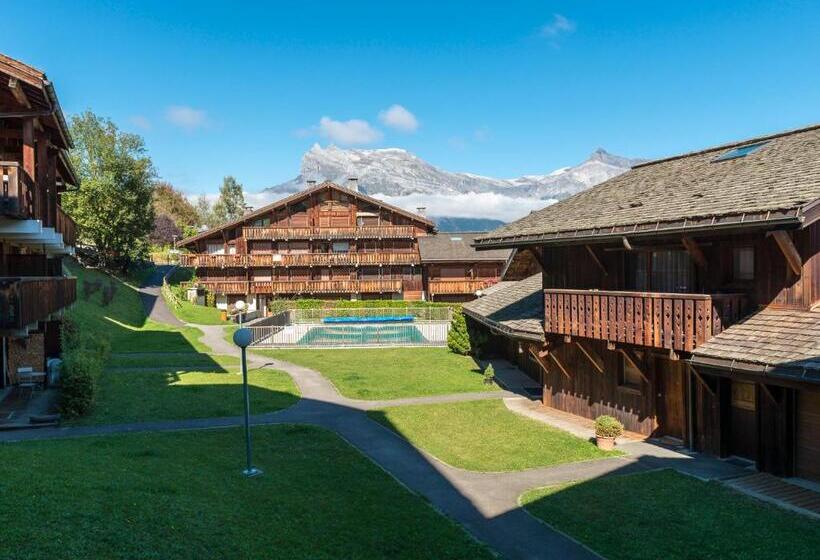 Ski In/ski Out & Pool: Great For Summer And Winter