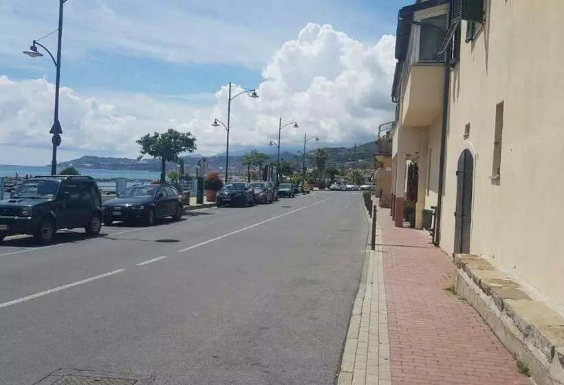 Casa Mare   Bilocale Sul Lungomare Di Santo Stefano Al Mare