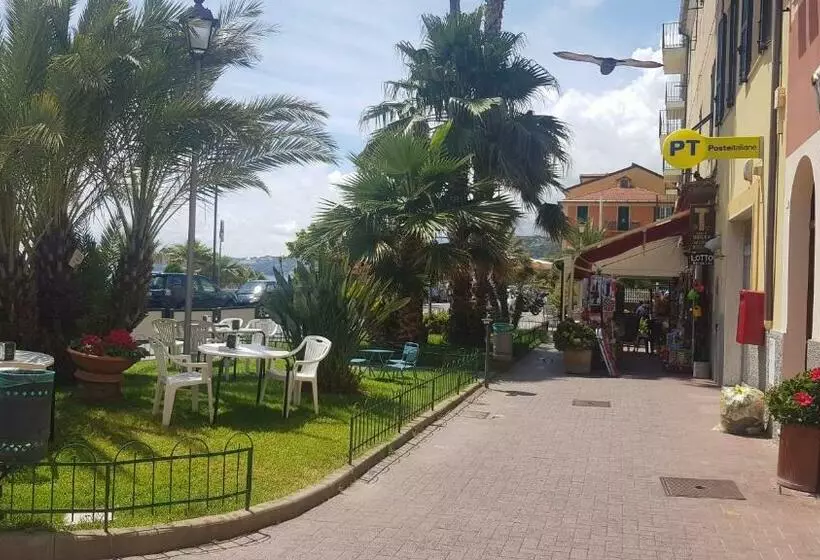 Casa Mare   Bilocale Sul Lungomare Di Santo Stefano Al Mare