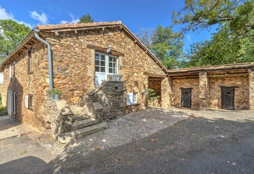 Les Juliannes Gîte La Pierre Etoilée Piscine Jardin