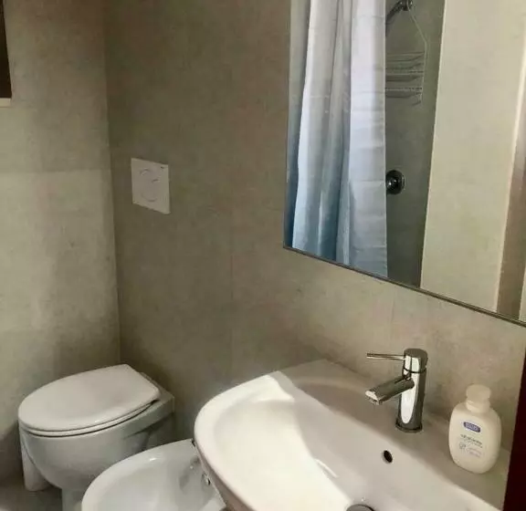 Lovely Apartment 100m Away From Torre Dell Orso Beach