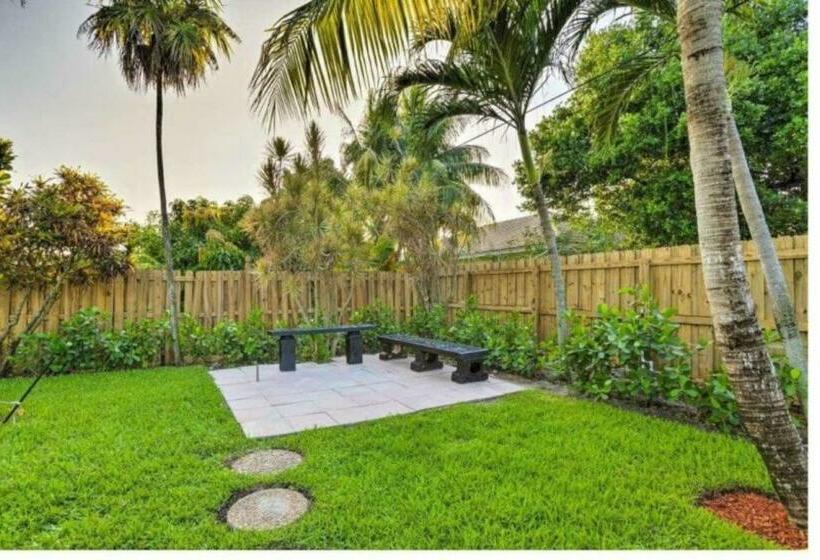 Luxury Mini Resort With Heated Pool