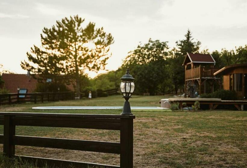 Messzelátó Vendégház