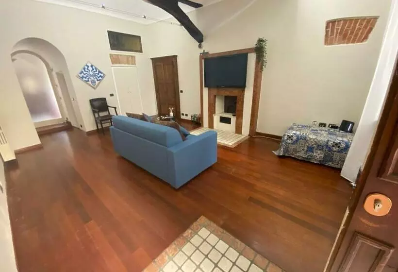 Paloma House
