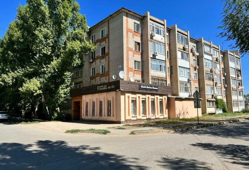 2х комнатная квартира в центре города уральска