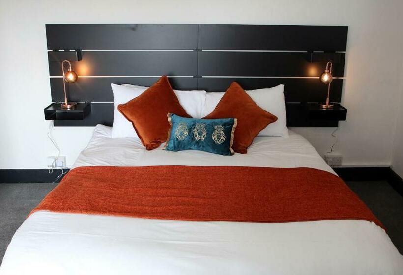 Luxury 3 Bed Apartment In The Heart Of Stamford