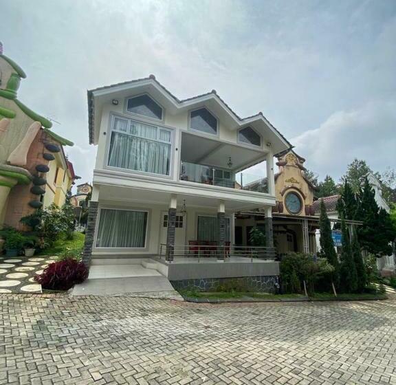 Villa Dalia Puncak Na6 18
