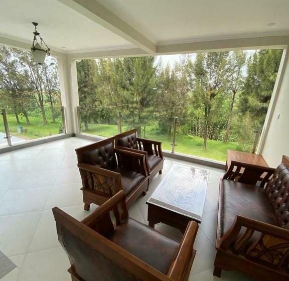 Villa Dalia Puncak Na6 18