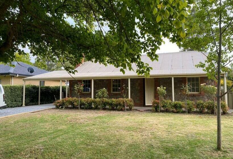 Cook S Cottage In Balhannah