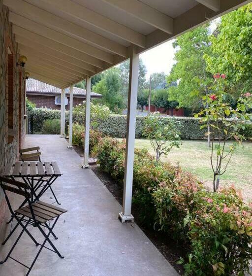 Cook S Cottage In Balhannah