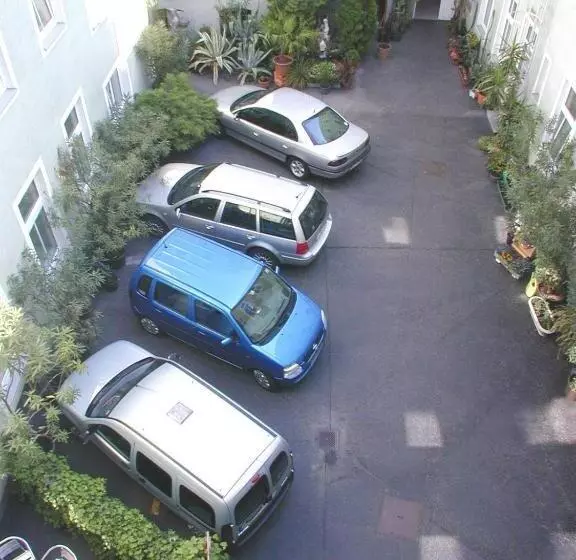 민박 Pension Fünfhaus