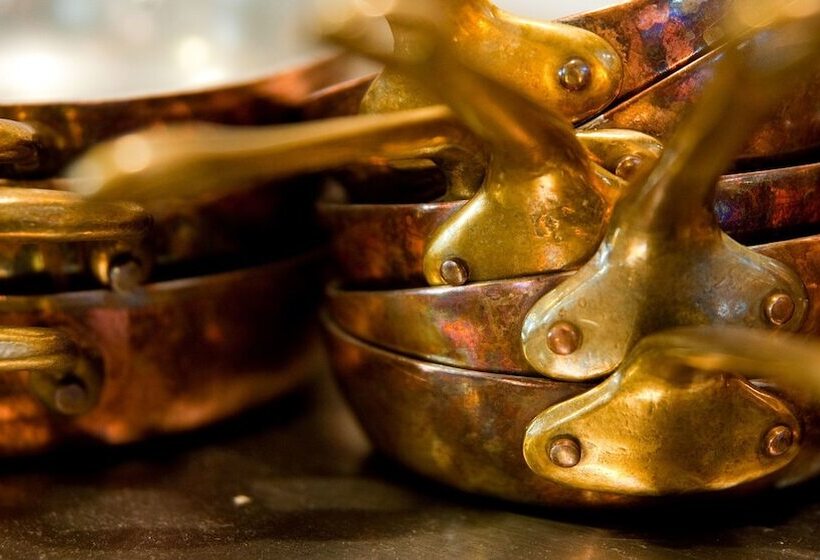 Отель Antica Corte Pallavicina Relais