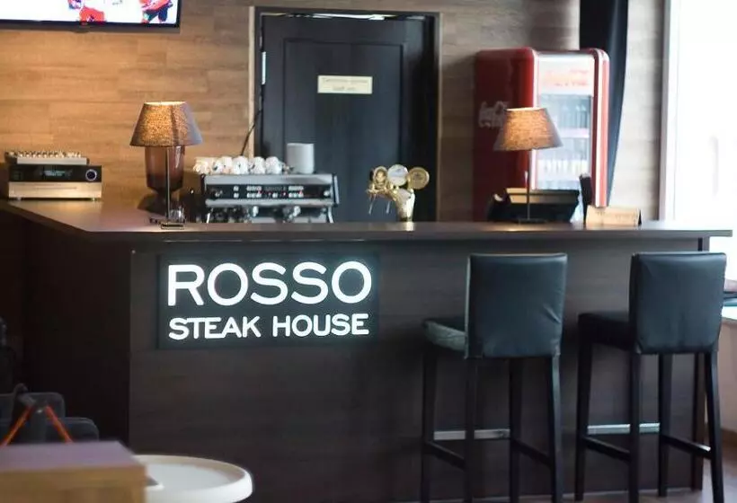 هتل Astrum Palace