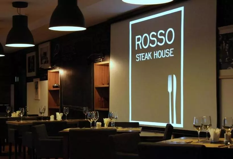 هتل Astrum Palace