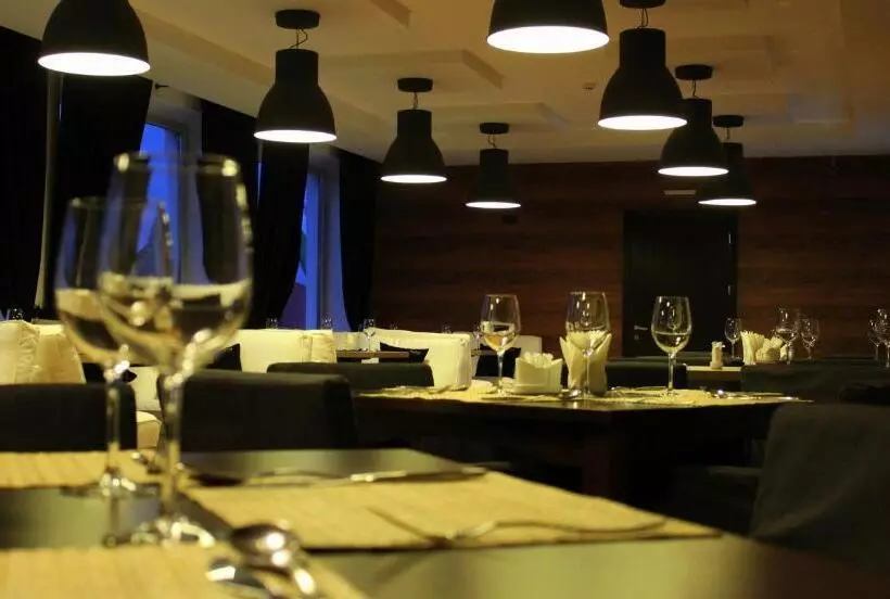 هتل Astrum Palace