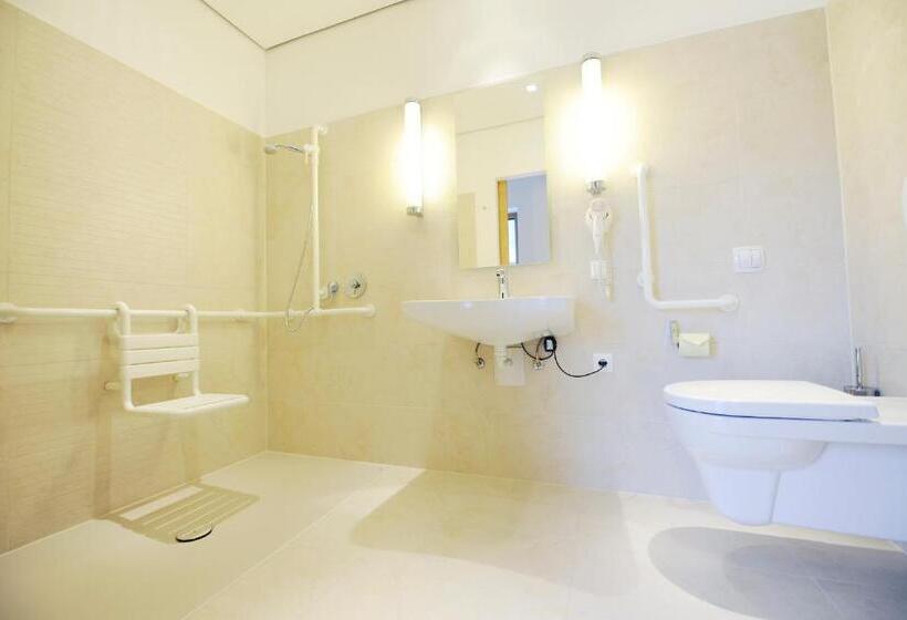 Отель Genuss Am Hof