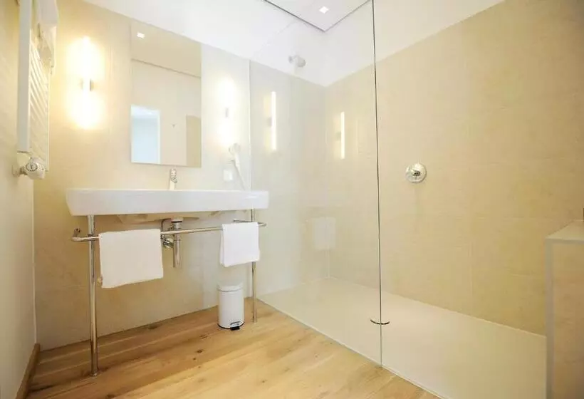 Отель Genuss Am Hof