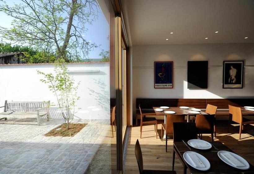 Отель Genuss Am Hof