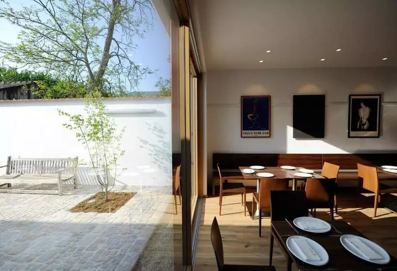 Отель Genuss Am Hof