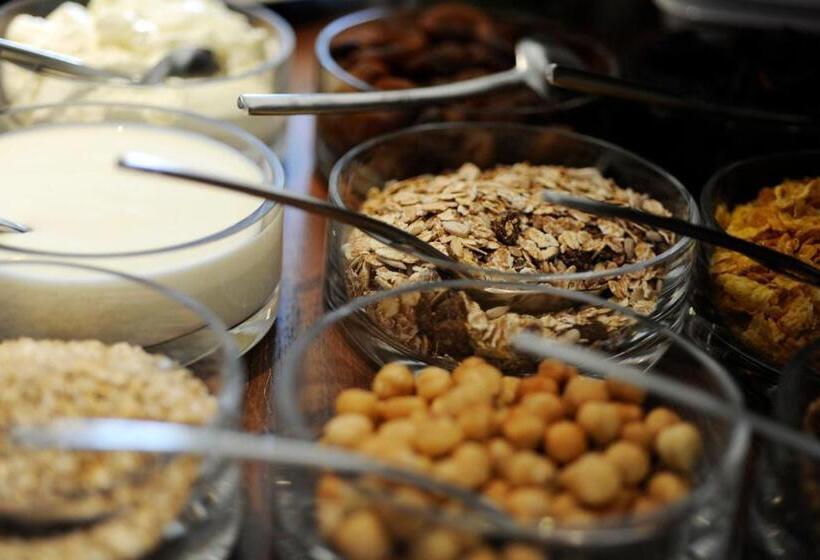 Отель Genuss Am Hof