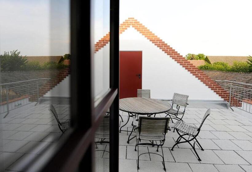 Отель Genuss Am Hof