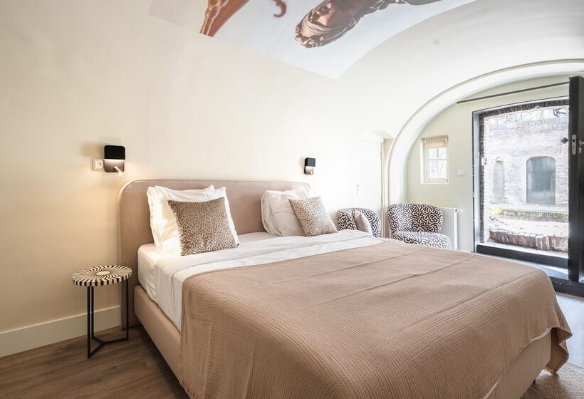 Court Hotel Utrecht City Centre