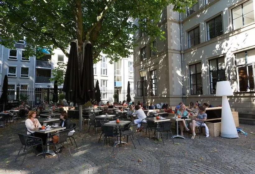 Court Hotel Utrecht City Centre