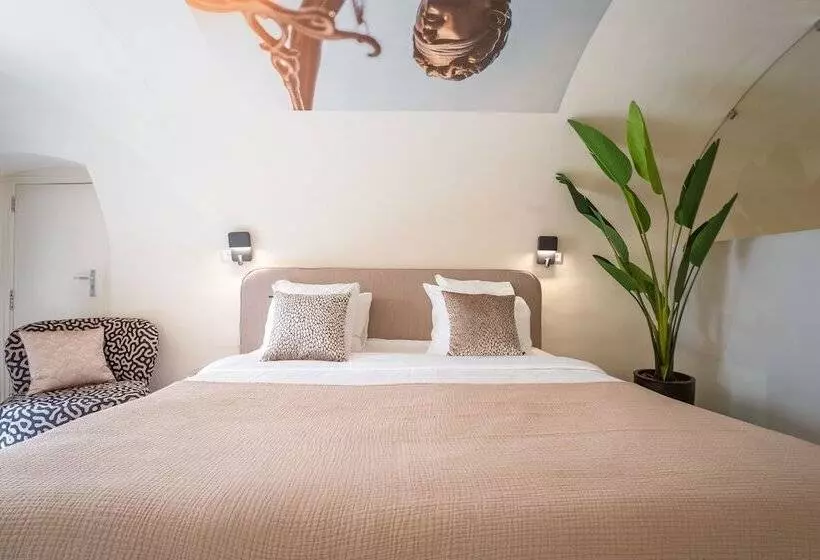 Court Hotel Utrecht City Centre