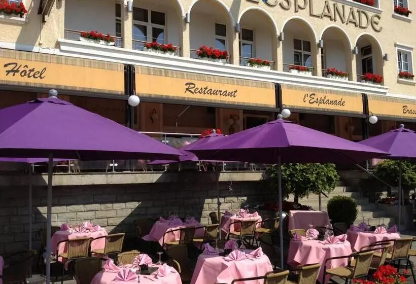 هتل De L' Esplanade