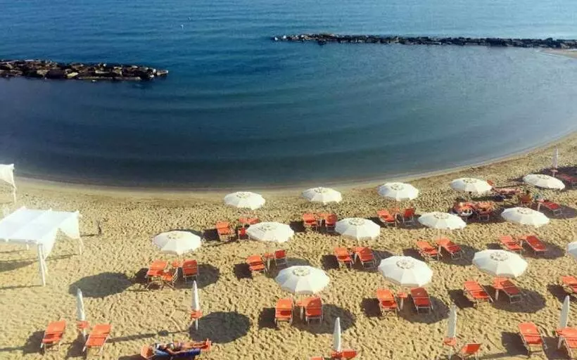 Отель Del Sole Resort