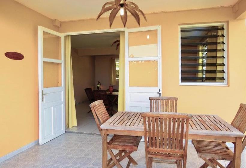 هتل Domaine De L Anse Ramier