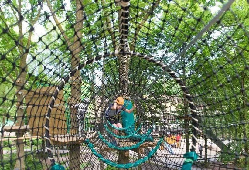 هتل Eemhof By Center Parcs