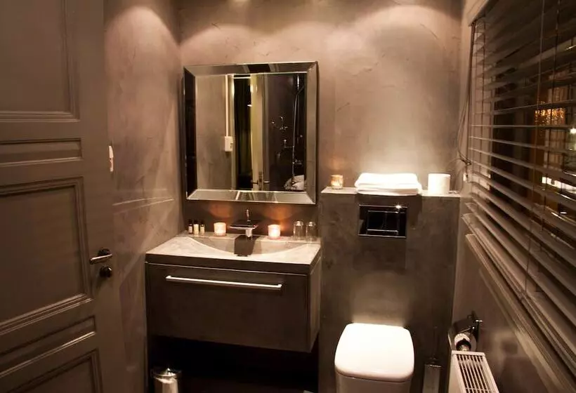 酒店 Huis Van Bewaring