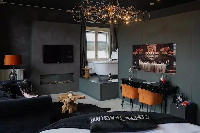 酒店 Huis Van Bewaring