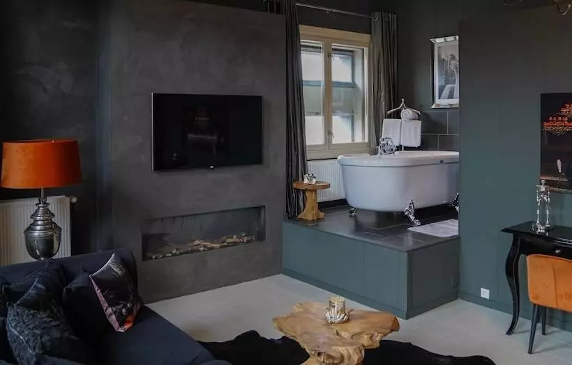 酒店 Huis Van Bewaring