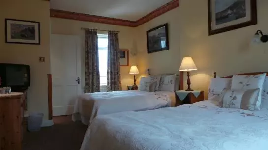 膳宿费 Inishmore House