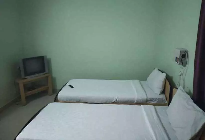 Hotelli Maxi Stay   Royapettah