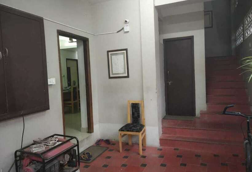 בית מלון כפרי Maxi Stay   Royapettah