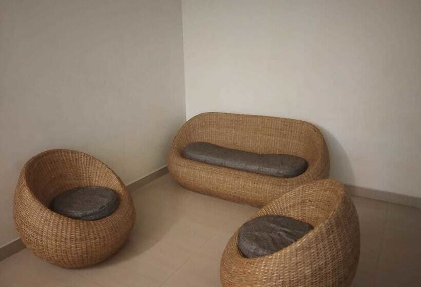 בית מלון כפרי Maxi Stay   Royapettah